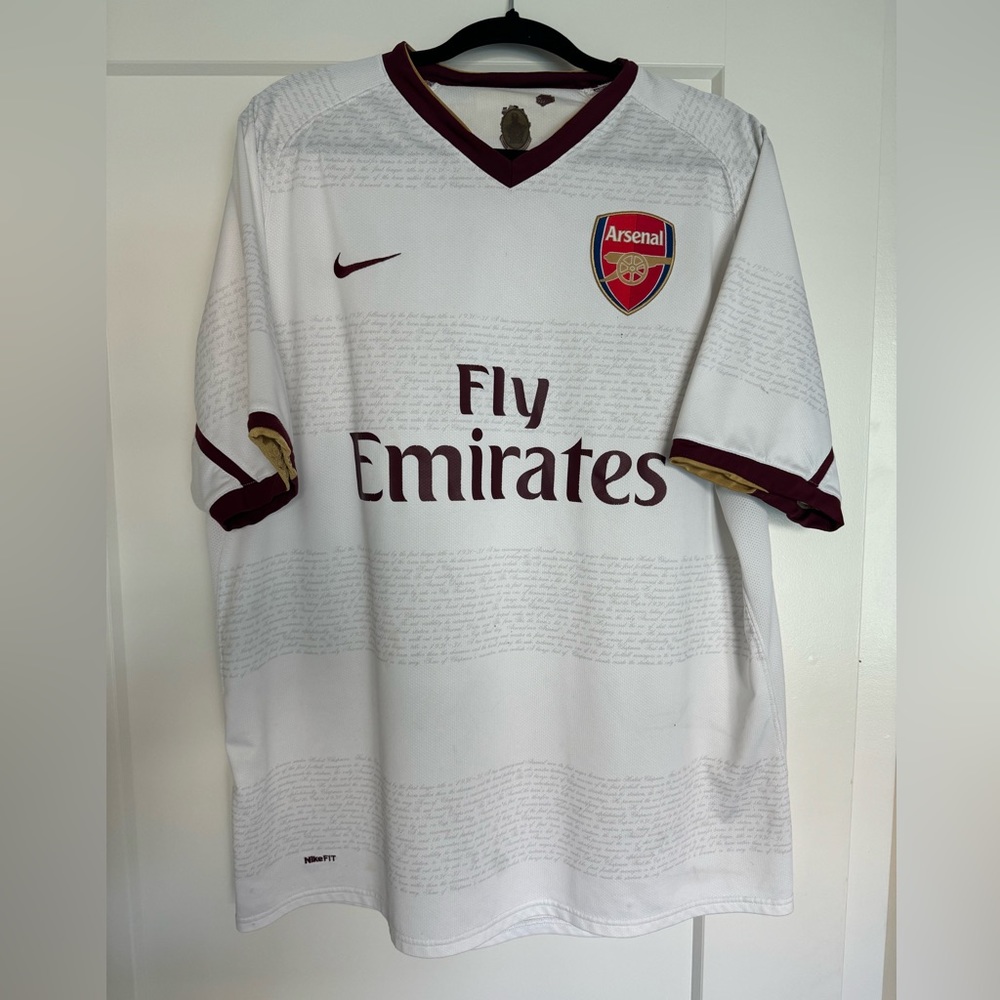Authentic Arsenal away kit